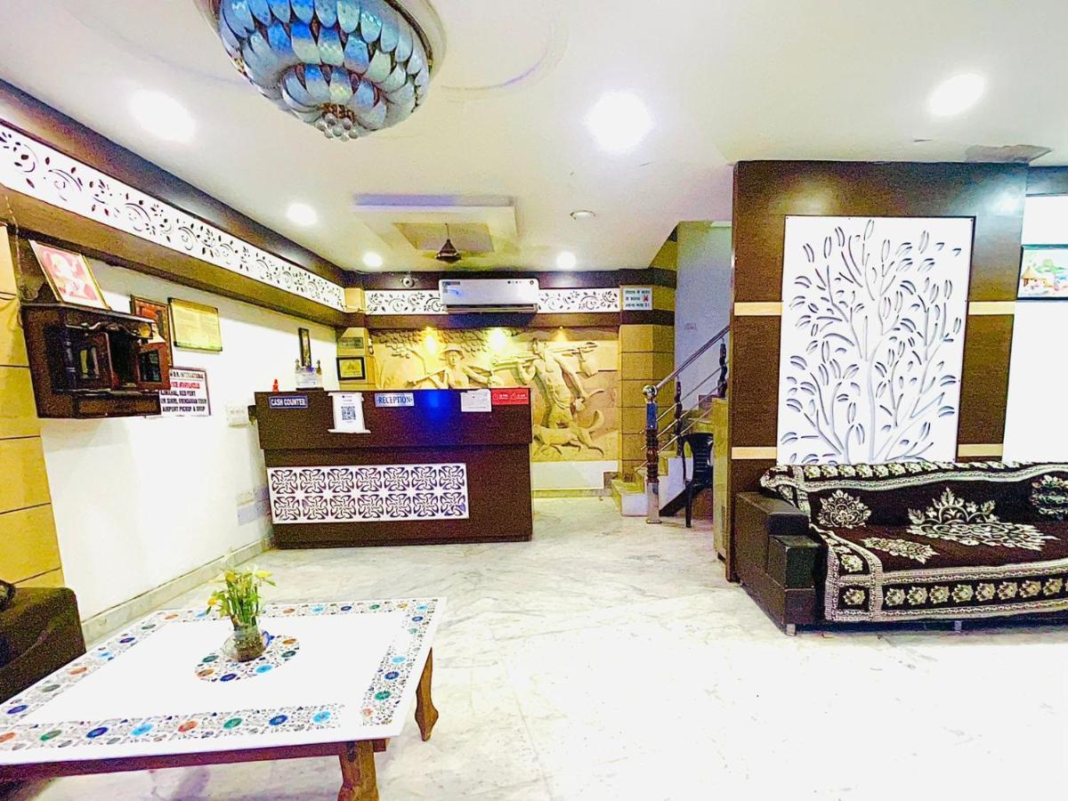 Blue Rose International, Family Hotel Agra  Zewnętrze zdjęcie