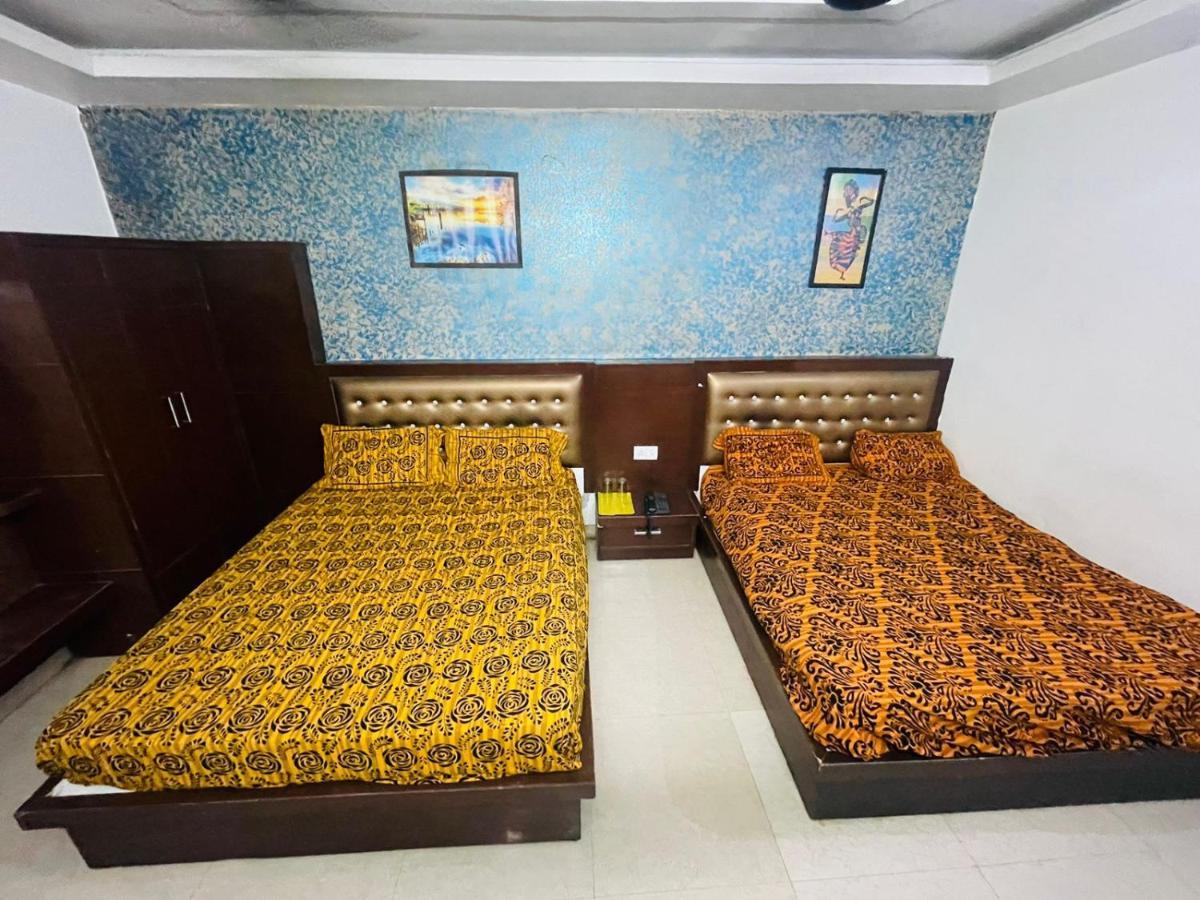 Blue Rose International, Family Hotel Agra  Zewnętrze zdjęcie