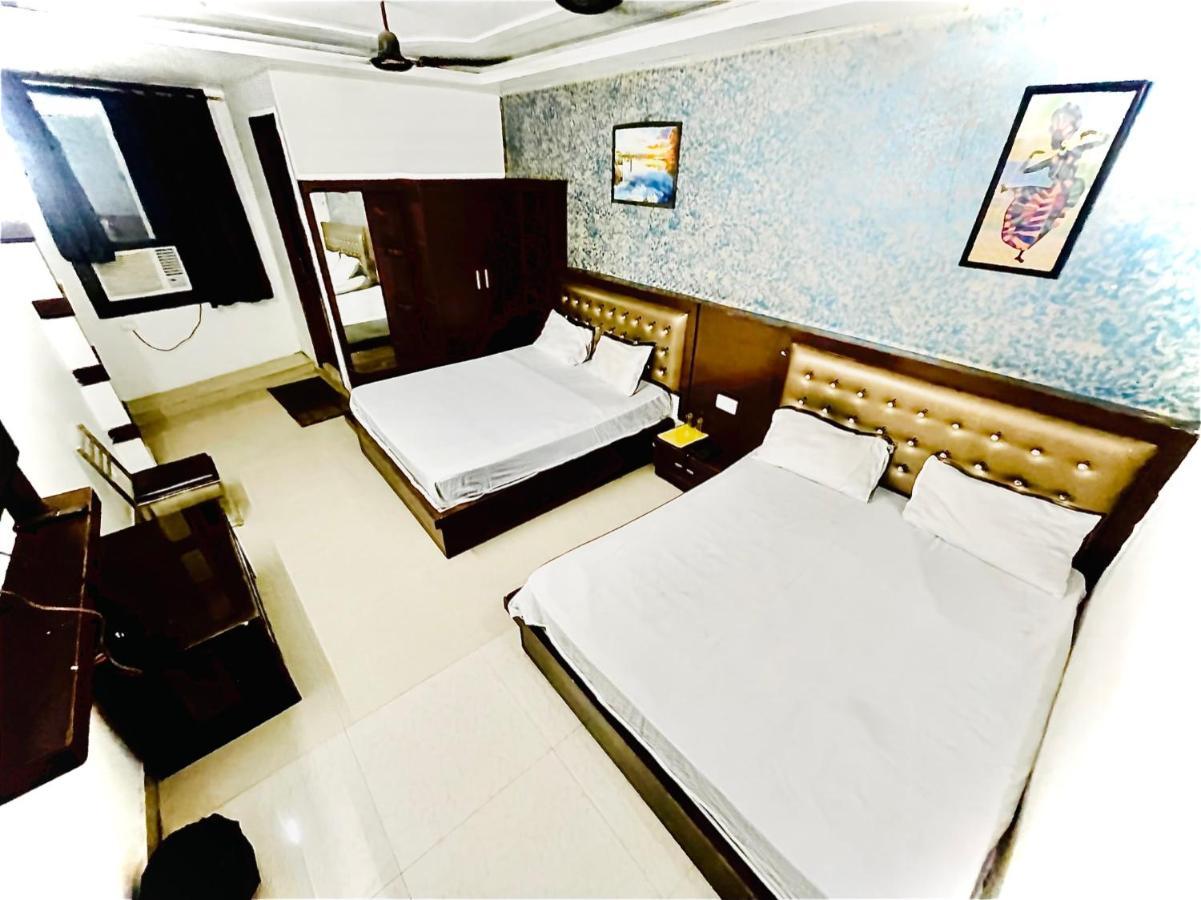 Blue Rose International, Family Hotel Agra  Zewnętrze zdjęcie