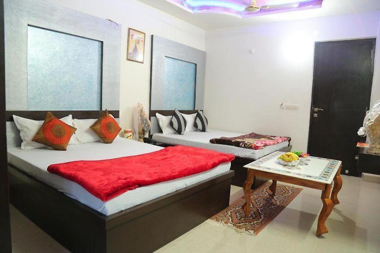 Blue Rose International, Family Hotel Agra  Zewnętrze zdjęcie